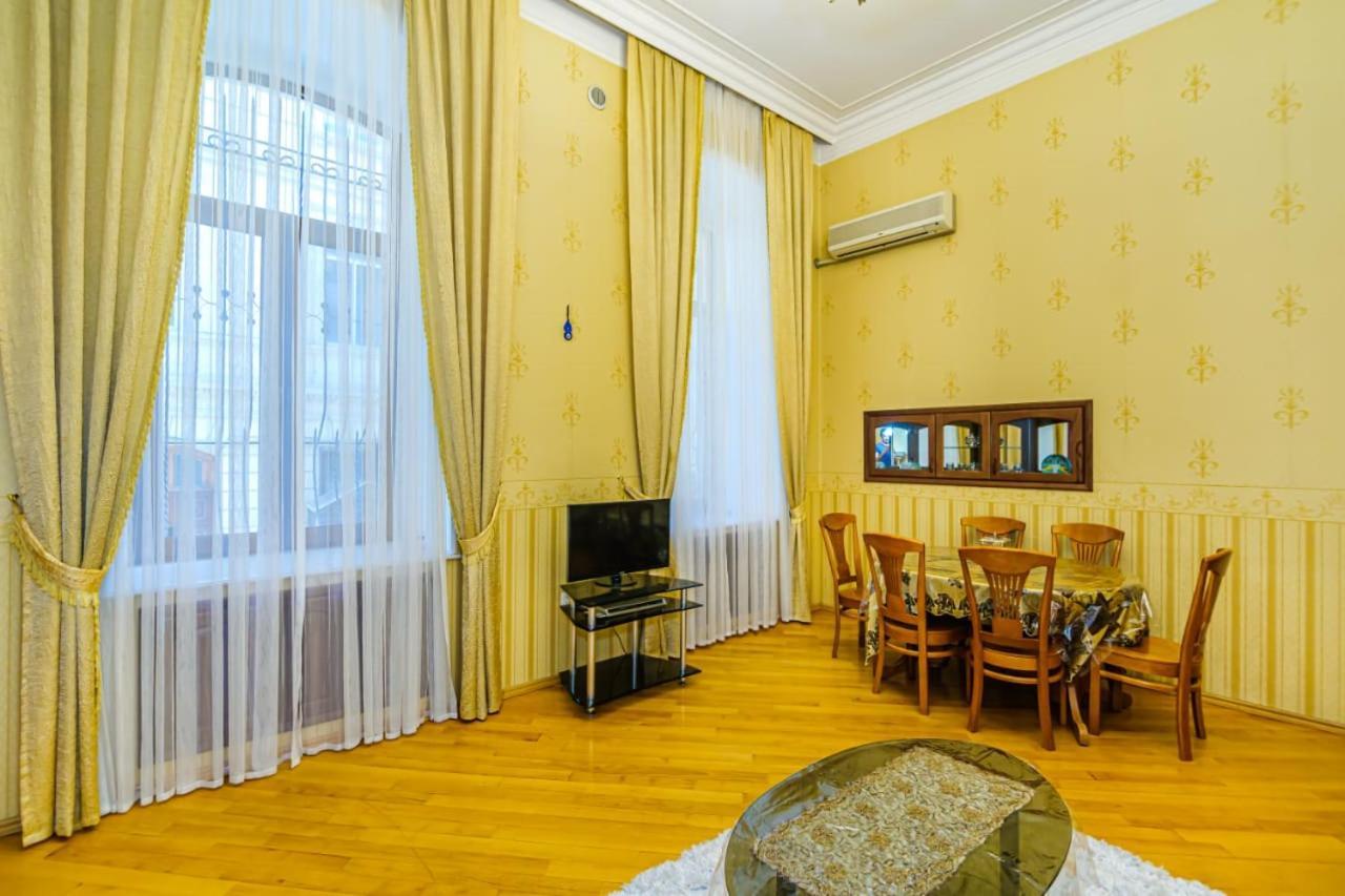 Targovu Centre 3 Room. Duplex Home. Bakoe Buitenkant foto