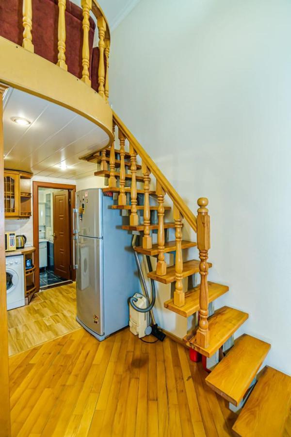 Targovu Centre 3 Room. Duplex Home. Bakoe Buitenkant foto