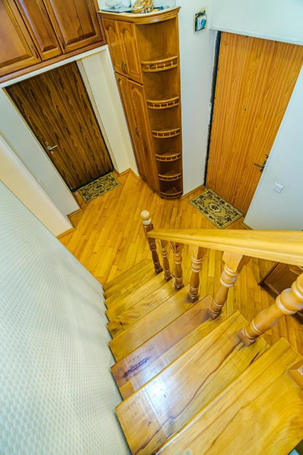 Targovu Centre 3 Room. Duplex Home. Bakoe Buitenkant foto